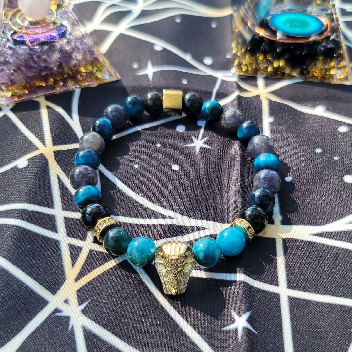 Anuket braclet