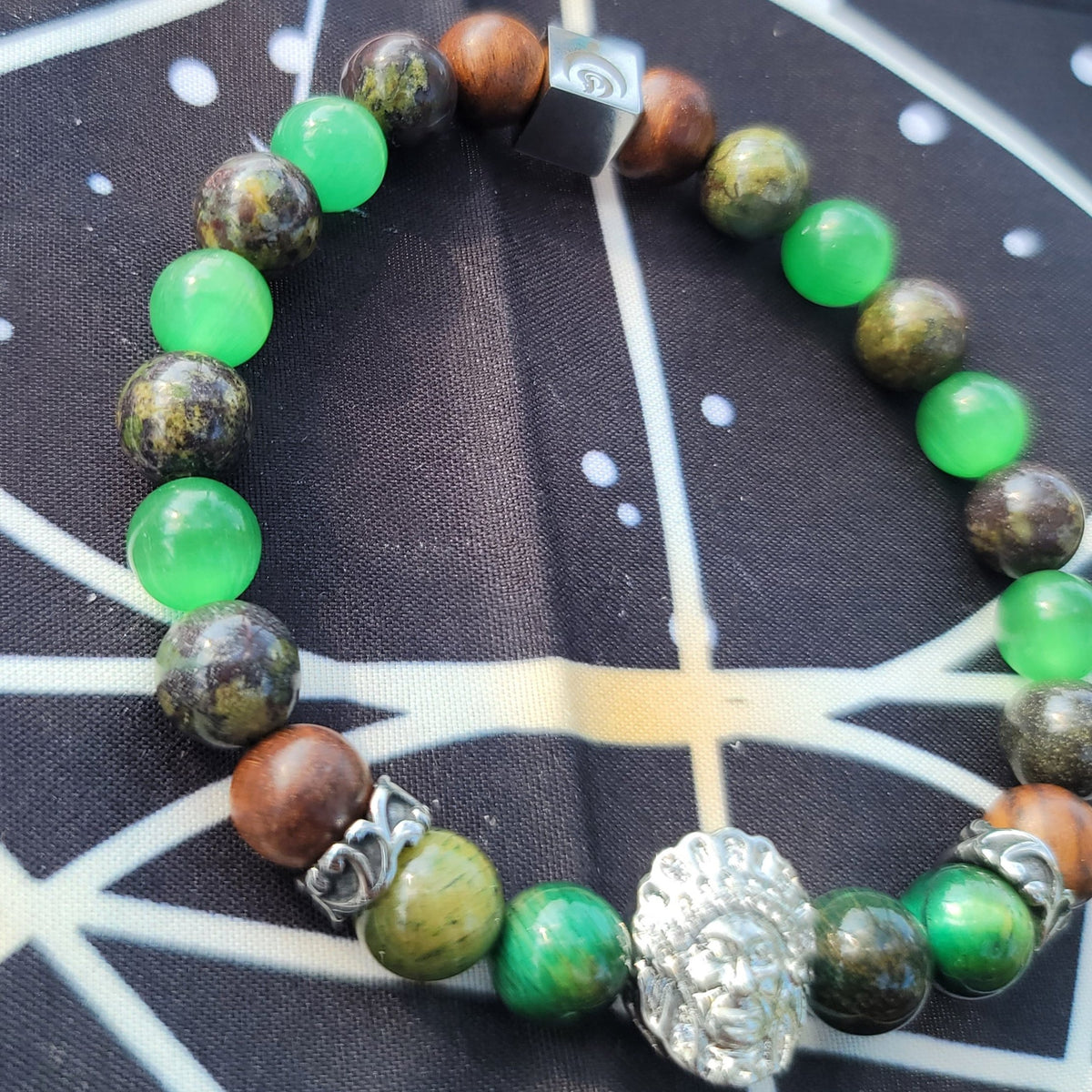 Nanih Waiya bracelet