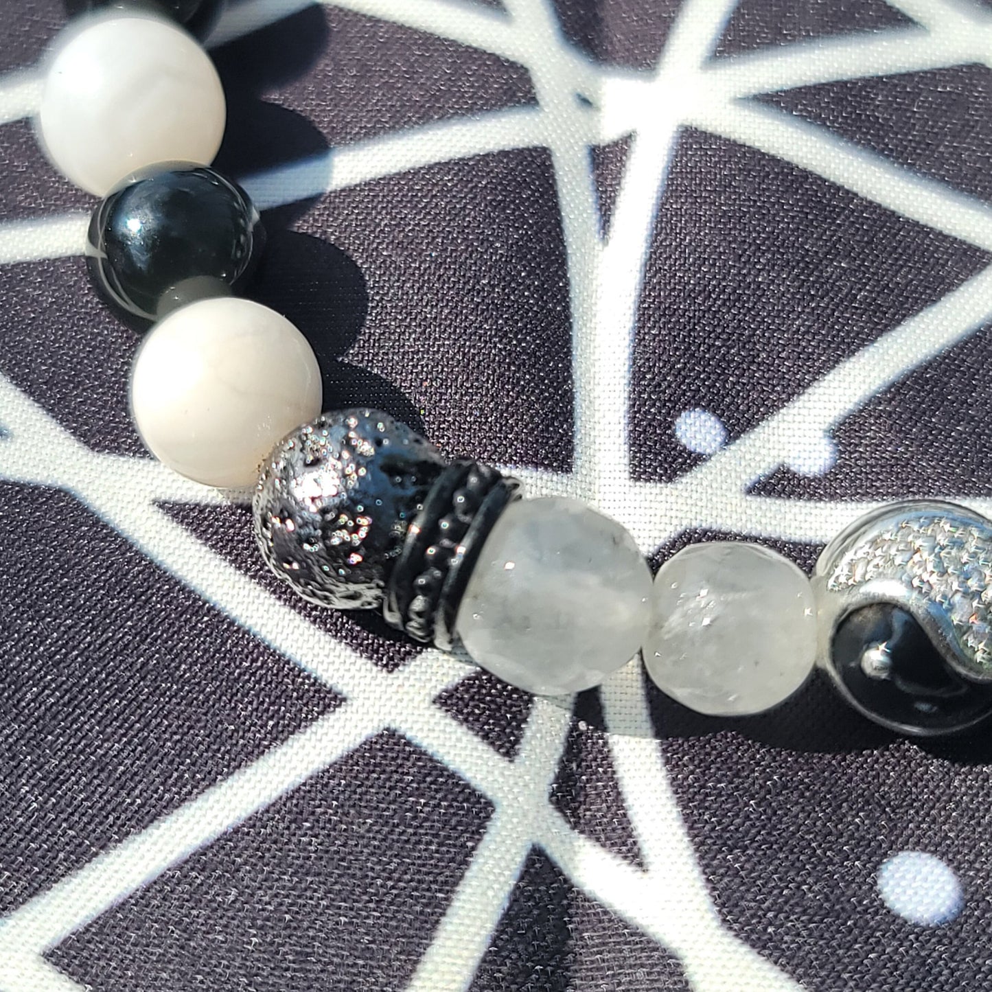 Yin-Yang bracelet "White"